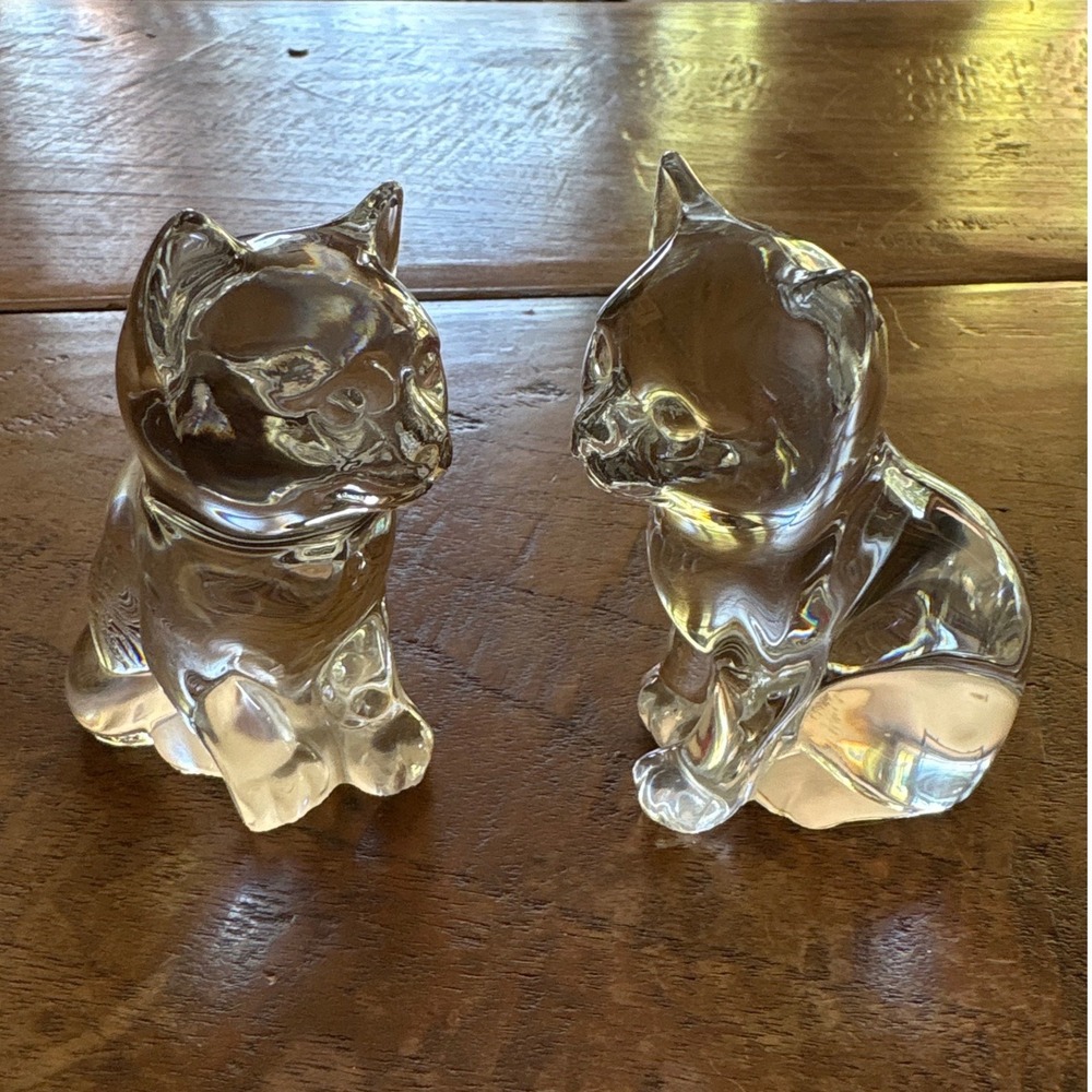 2 Clear Art Glass Sitting‎ Cat Figurines Glass Kitten Paperweights Kitty Decor